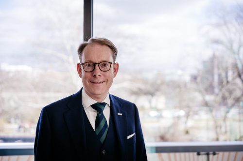 Vi är stolta över att presentera årets första talare!